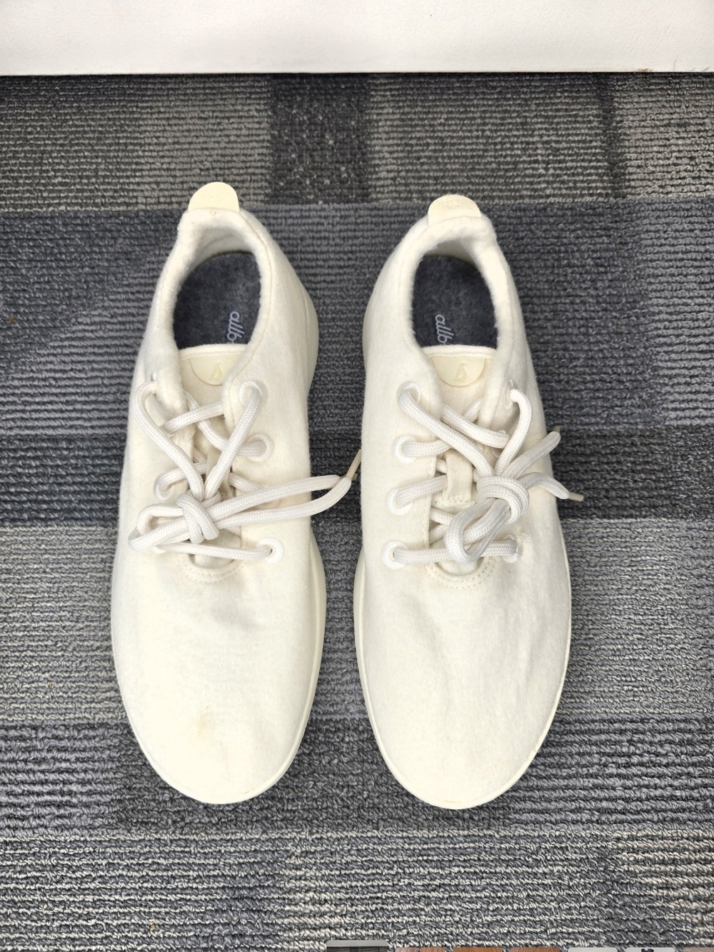 allbirds Women's Soft Merino Wool Natural White Sneakers NWOT